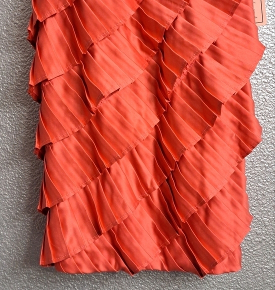 NWT Sequin Hearts Orange Strapless Ruffled Mini Dress Size 7 - Picture 4 of 7